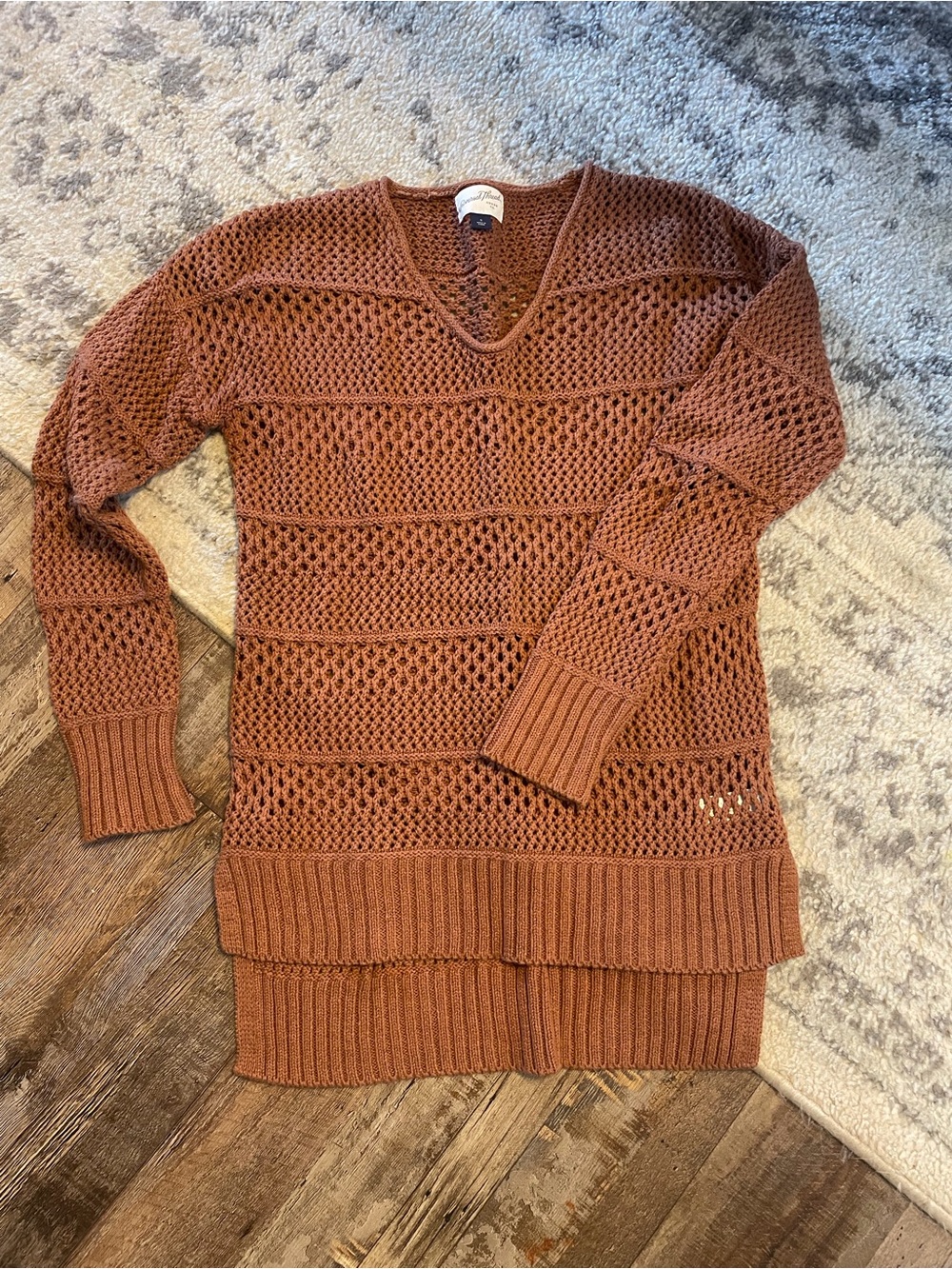 Universal Thread Rust Open-Knit V-Neck Sweater